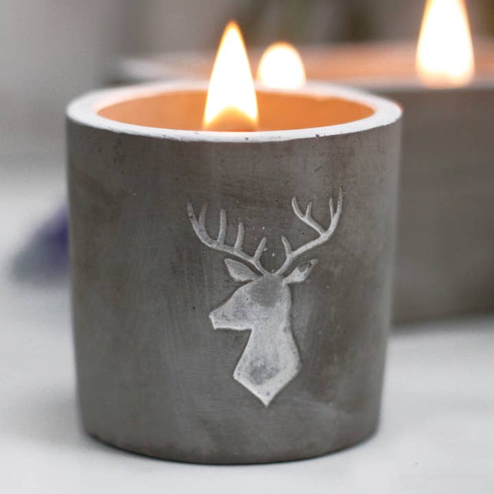 AW Artisan - Wholesale Jar/Filled Candle - Medium pot - Deer head - Whiskey and Woodsmoke5
