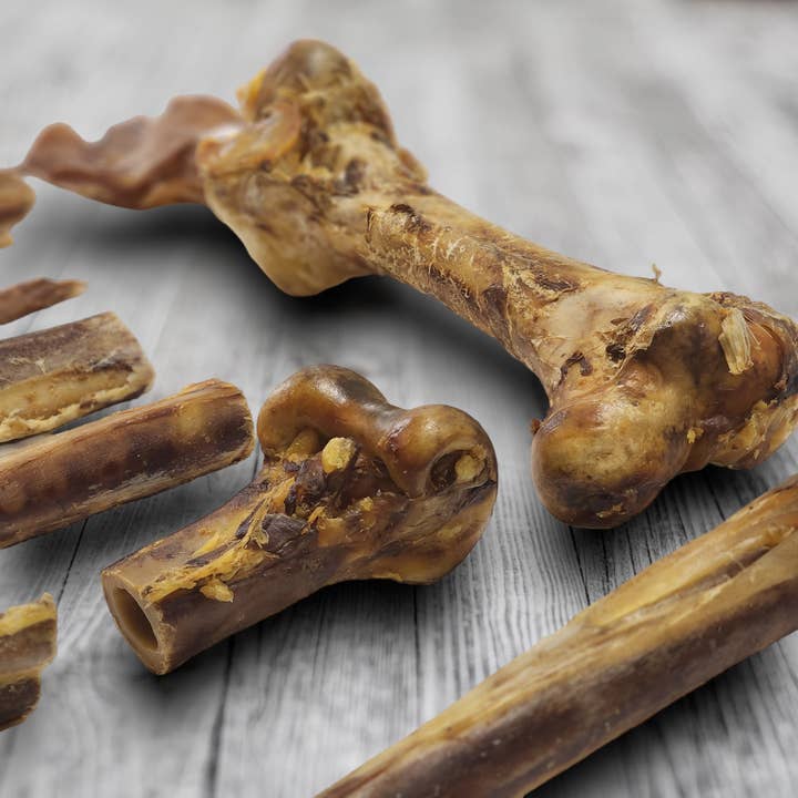 Savannah Pet Food - Wholesale Pet Treats - Dog - Ostrich Wing Bone