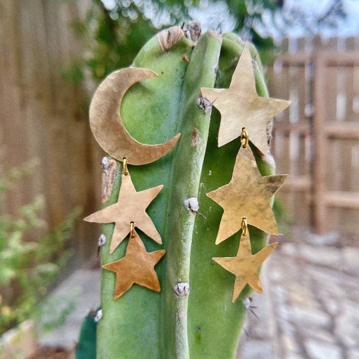 Laura Mar Jewelry - Wholesale Dangle Earrings - long moon & star dangle earrings - star drop earrings6