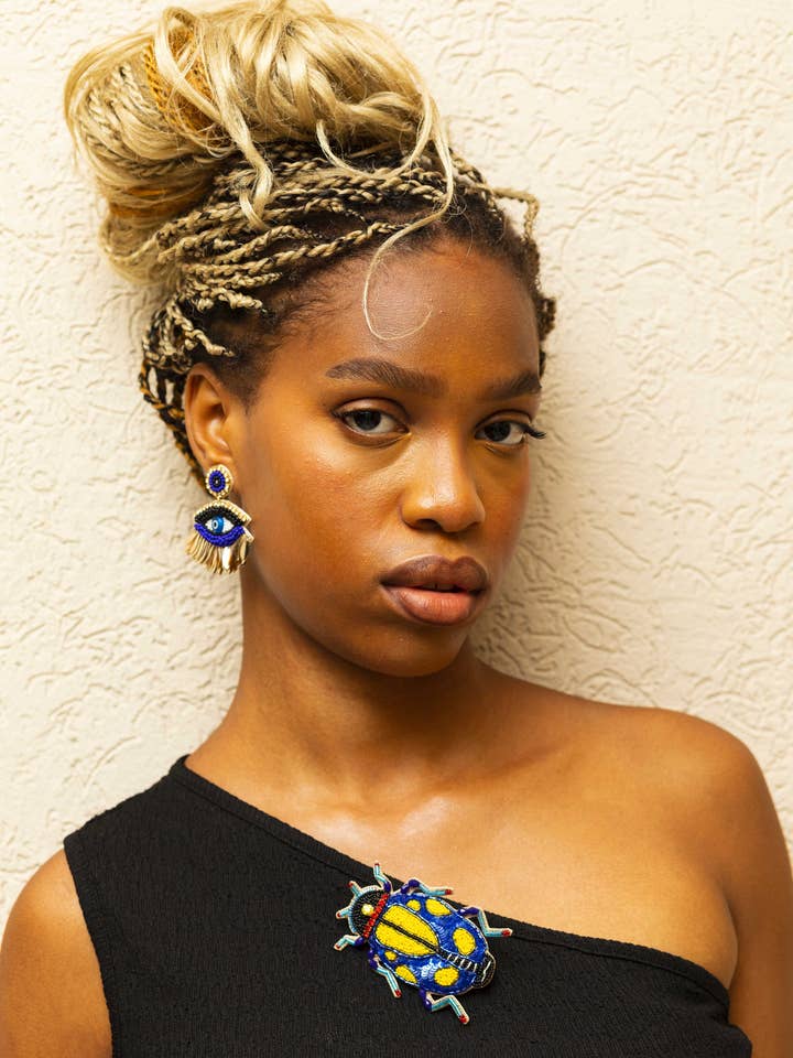 Broche Ali pour la vente par FRIDALO