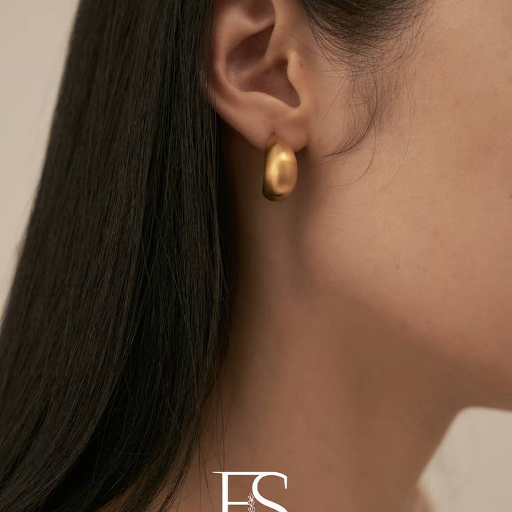 Furano Studio - Wholesale Dangle Earrings - Gold Matte Stud Earring, Gold Half Hoop Earrings7