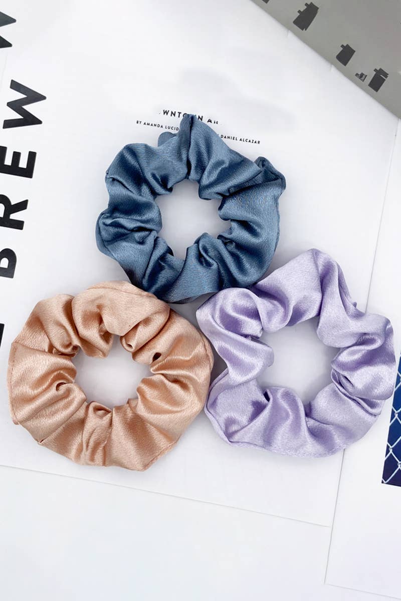 ACCITY - Wholesale Scrunchie - Women's - MINIMALIST SOLID COLOR SCRUNCHIE_CWAHA017713