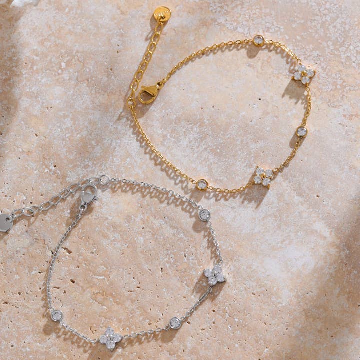 Clover Crystal Bracelet - Gold or Silver for wholesale by Misgraceful