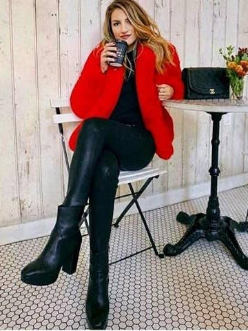 CAPPOTTO CARA (Rosso) - CVJ1952 per la vendita all'ingrosso da parte di VAVA by Joy Han