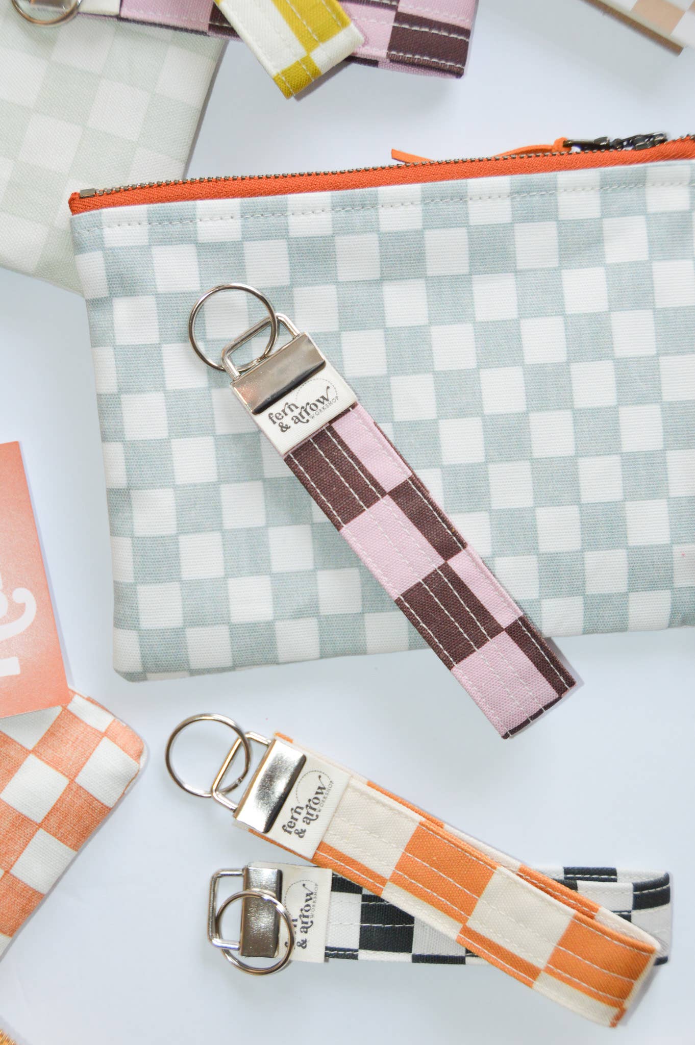 Fern & Arrow - Venta al por mayor Monedero - Mujer - Neceser de Maquillaje Boho Chic a Cuadros para Ella20