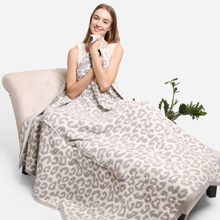 Fashion City - Wholesale Throw Blanket - 2 In 1 Leopard Print Throw Blanket & Pillow15