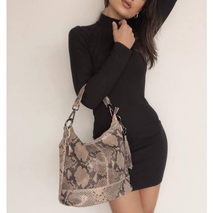 Charlie Leather - Wholesale Crossbody Bag - Women's - Gigi Medium Handbag Cross Body1