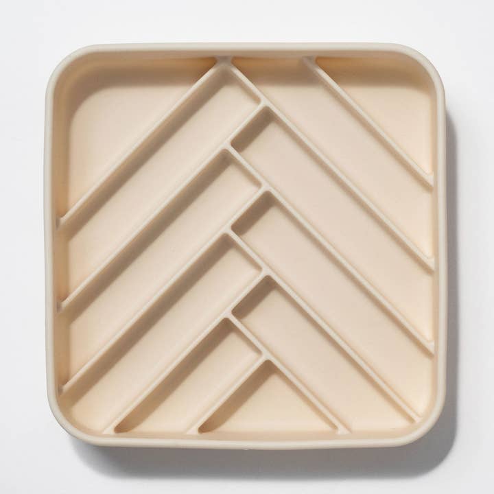 cuenco de alimentación lenta con diseño de chevron - color crema de mantequilla para venta al por mayor de dogged