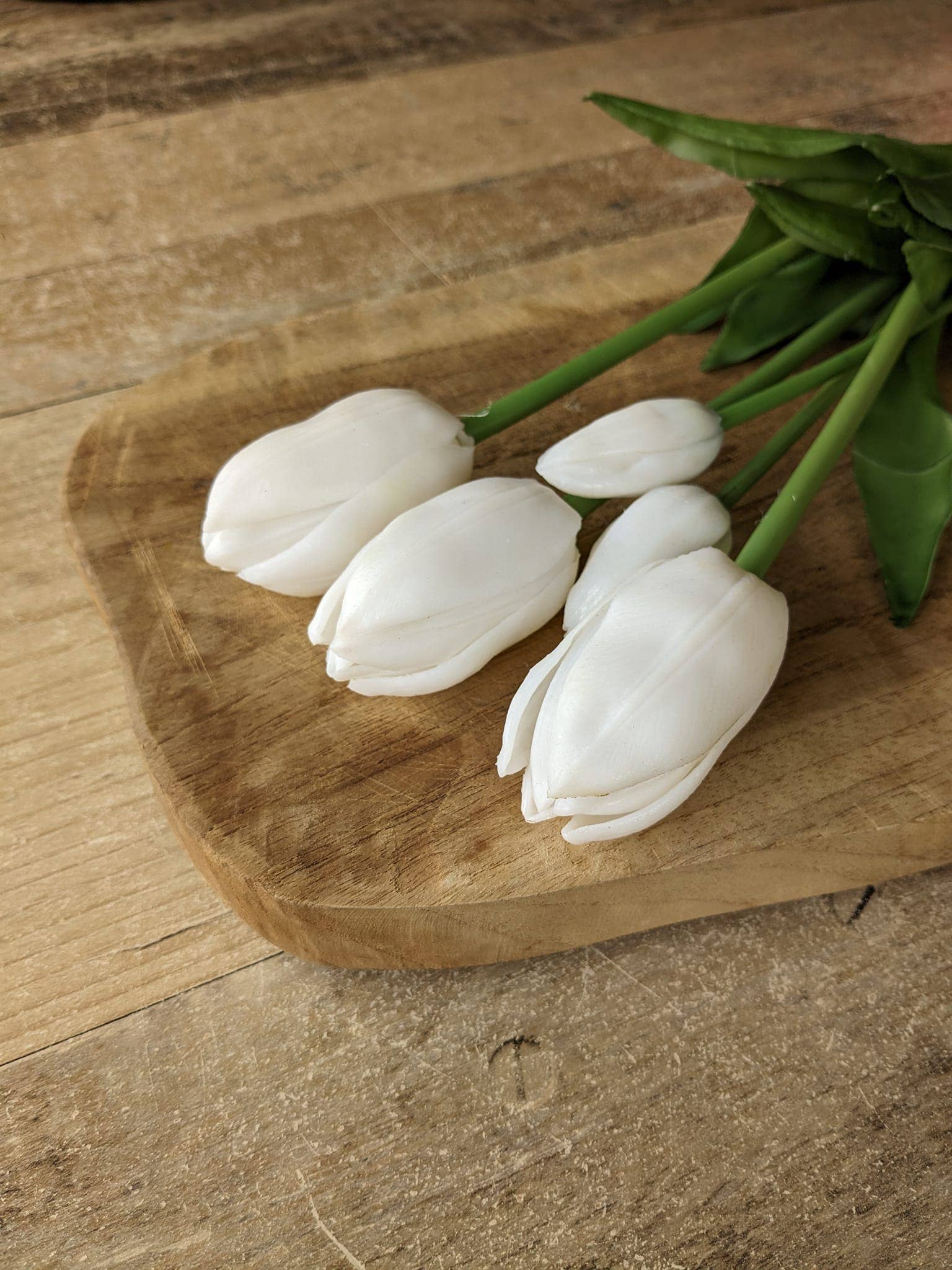 Maison Oline - Wholesale Artificial Flowers - Bouquet of 5 artificial white tulips2