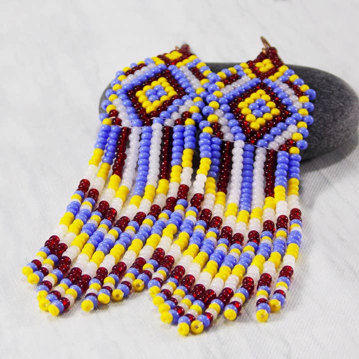 Ninolia – Großhandel Quasten-Ohrring – Perlen-Quasten-Ohrringe im einheimischen Stil, handgefertigt, westliche Farben inspiriert, ethnische Tribal-Ohrringe mit langen Fransen, baumeln im Südwesten Boho3