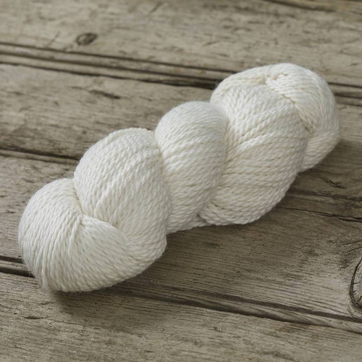 Fil non teint : fil à tricoter Baby Merino Aran pour la vente par Rooster Yarns