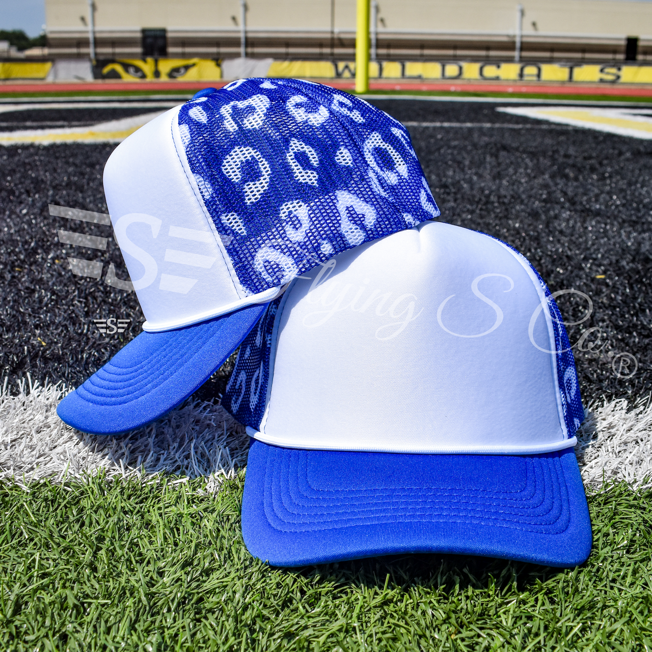 Flying S Company – Großhandel Basecap – Unisex – Weißer Front Leopard Magna Pony™ Mesh Foam Trucker Hut11