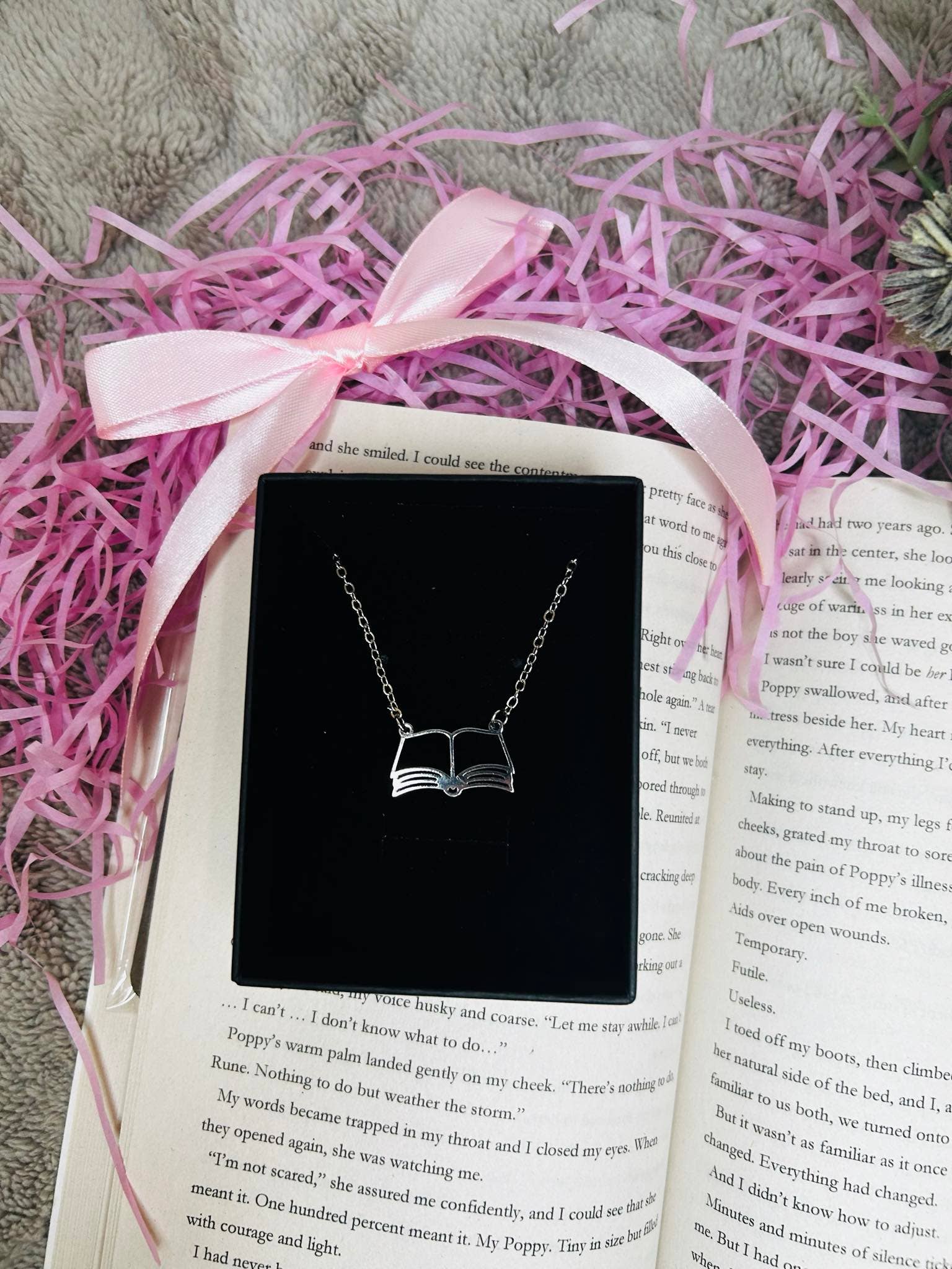 TheBookShack – wholesale Pendant/charm necklace – Bookish silver necklace2