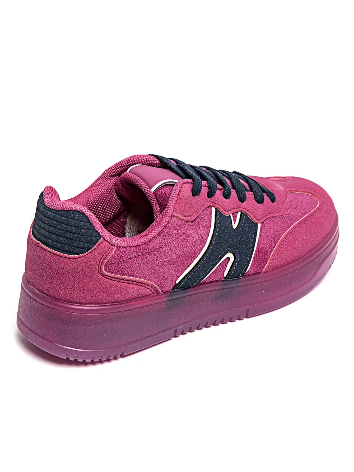 No Doubt Shoes – Engroshandel Lifestyle sneaker - Dame – KLASSISKE GADESKO I KONTRASTFARVER MED SNØREBÅND I IMITERET RUSKIND21