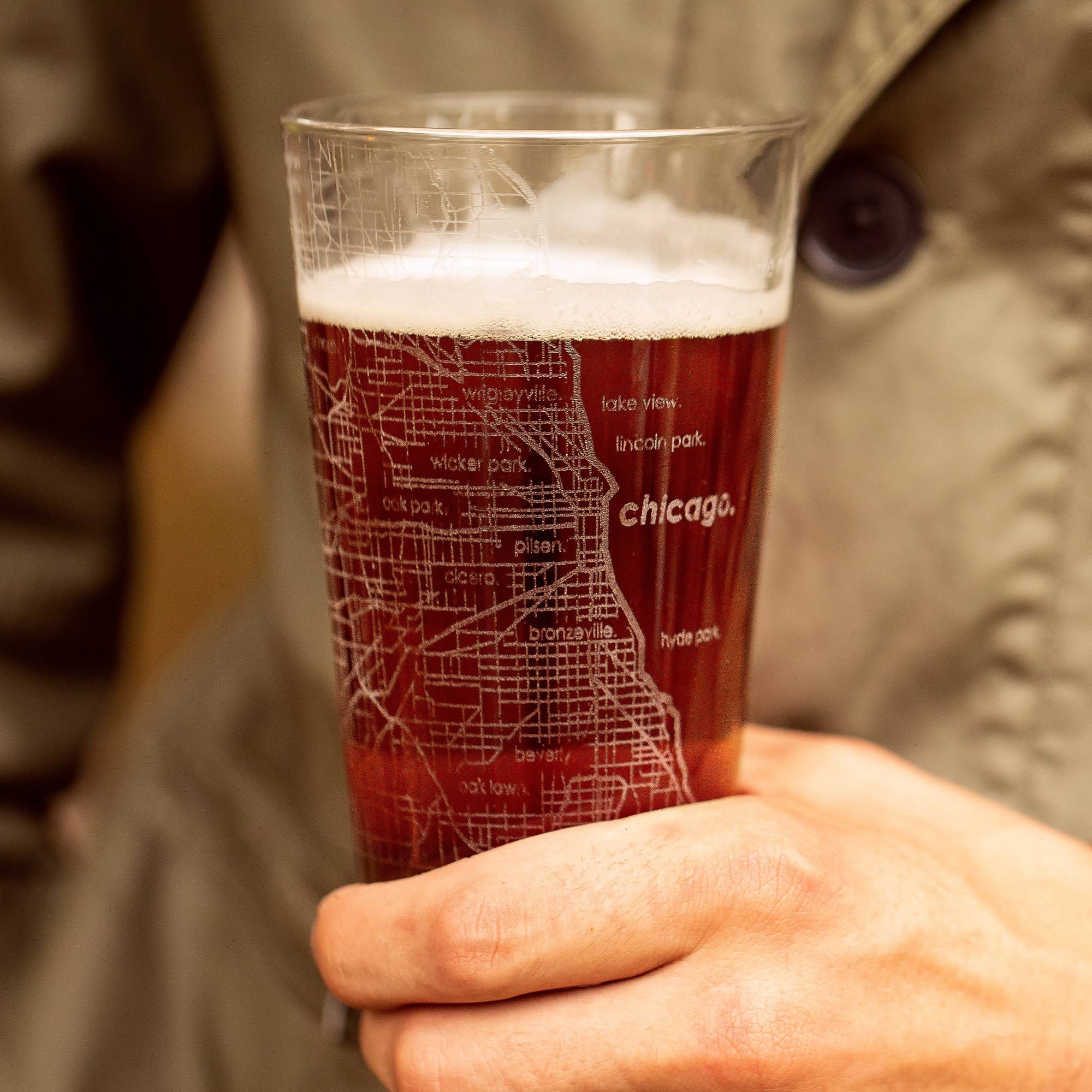 Well Told - Wholesale Beer Glass/Mug - CUSTOM ETCHED - U.S. City / Town Map - Pint Glass - 16 oz1