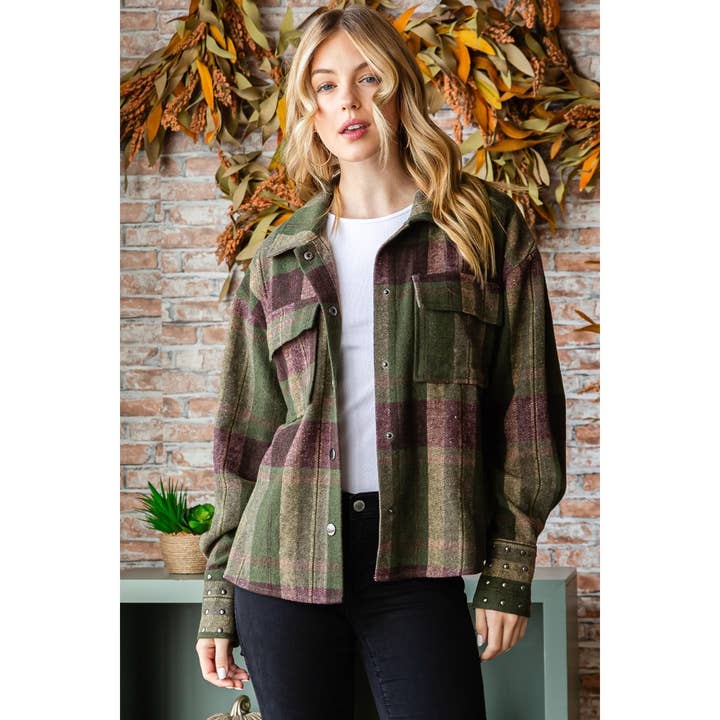Veveret – wholesale Shirt Jacket/Shacket - Women’s – Plaid Stud Cuff Shirt Jacket
