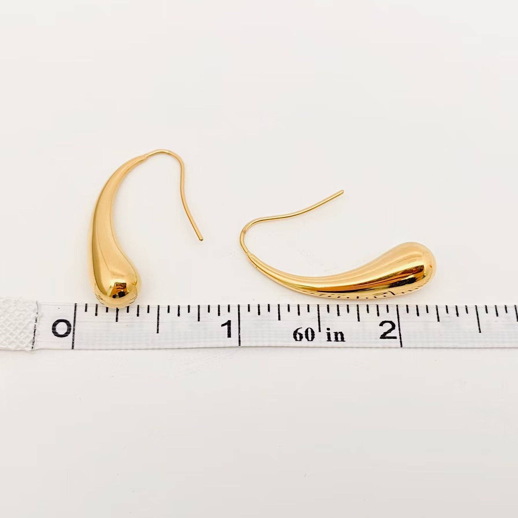 Mio Queena – wholesale Hoop-örhängen – 18K guldpläterade rostfritt stål vattendroppörhängen -FGS3