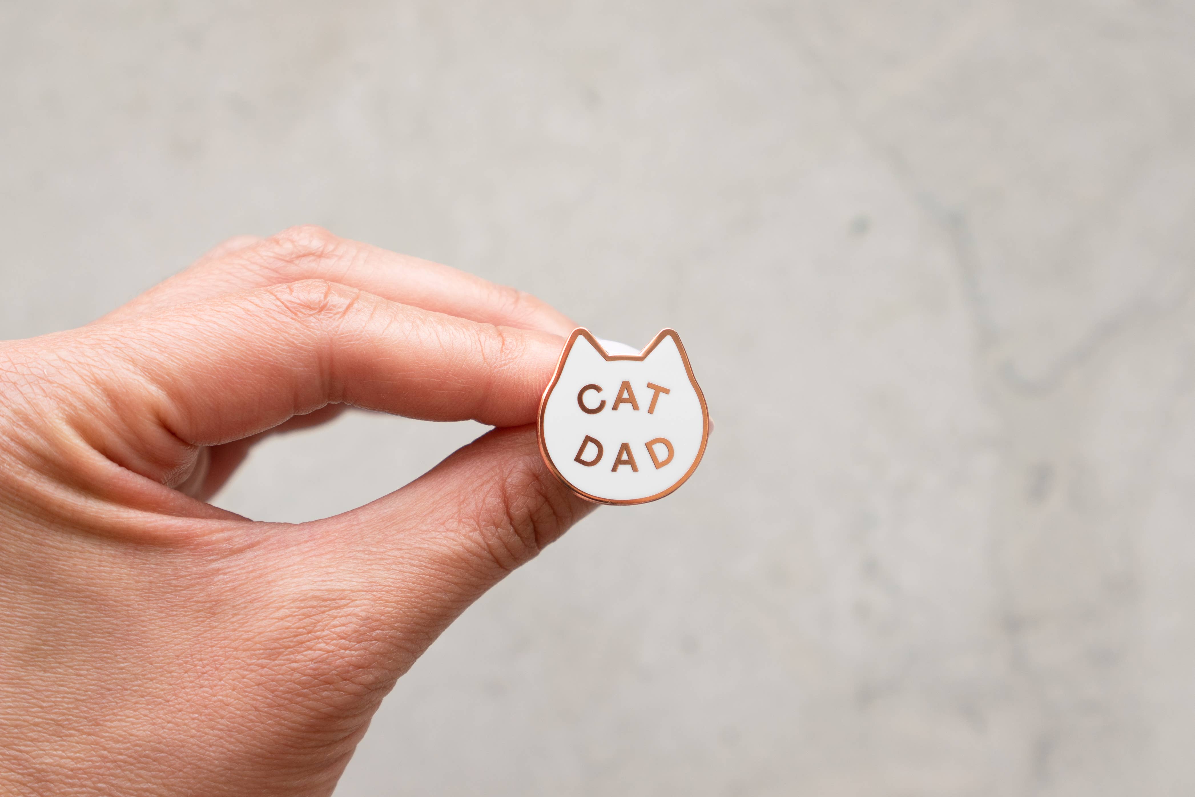 Everyday Olive - Wholesale Lapel Pin/Button - Cat Dad Pin3