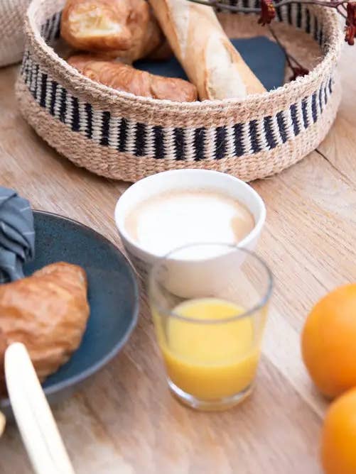 Handgefertigter Sisal Obst- & Brotkorb Groß für den Großhandel von Crafts by Solid