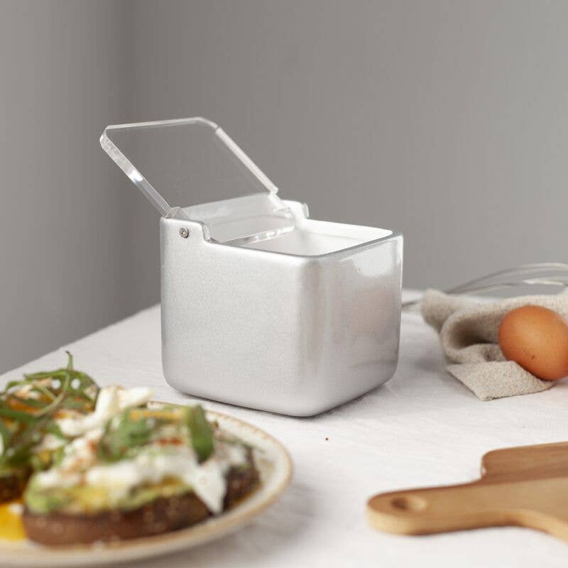 Kook Shop – wholesale Saltkvarn – SQUARE Kitchen Salt Shaker med akryl lock - Silver1