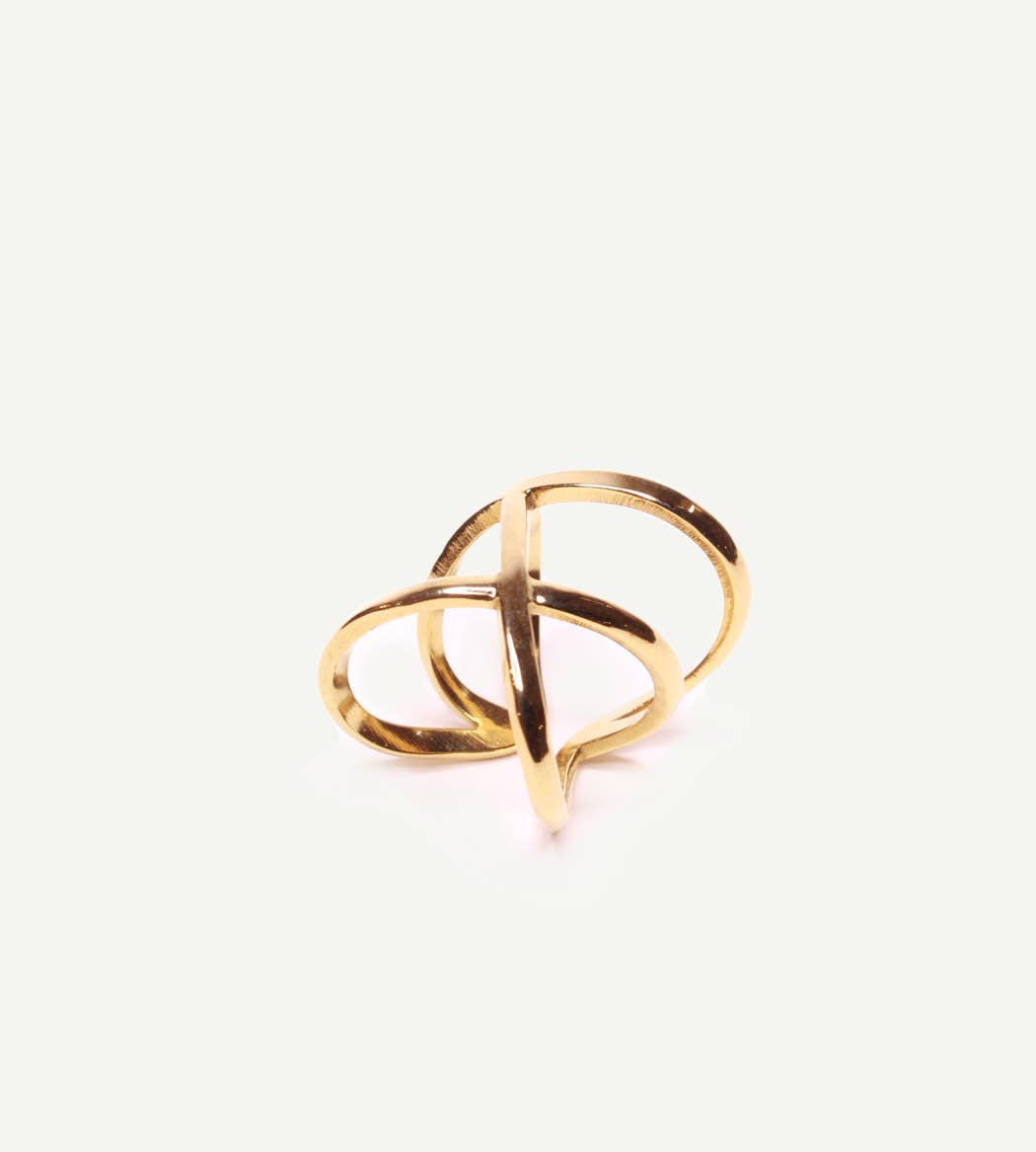 Caprice Paris – wholesale Band/stacked ring – Asteri Gold Crossed Ring | Handmade Jewelry in France2