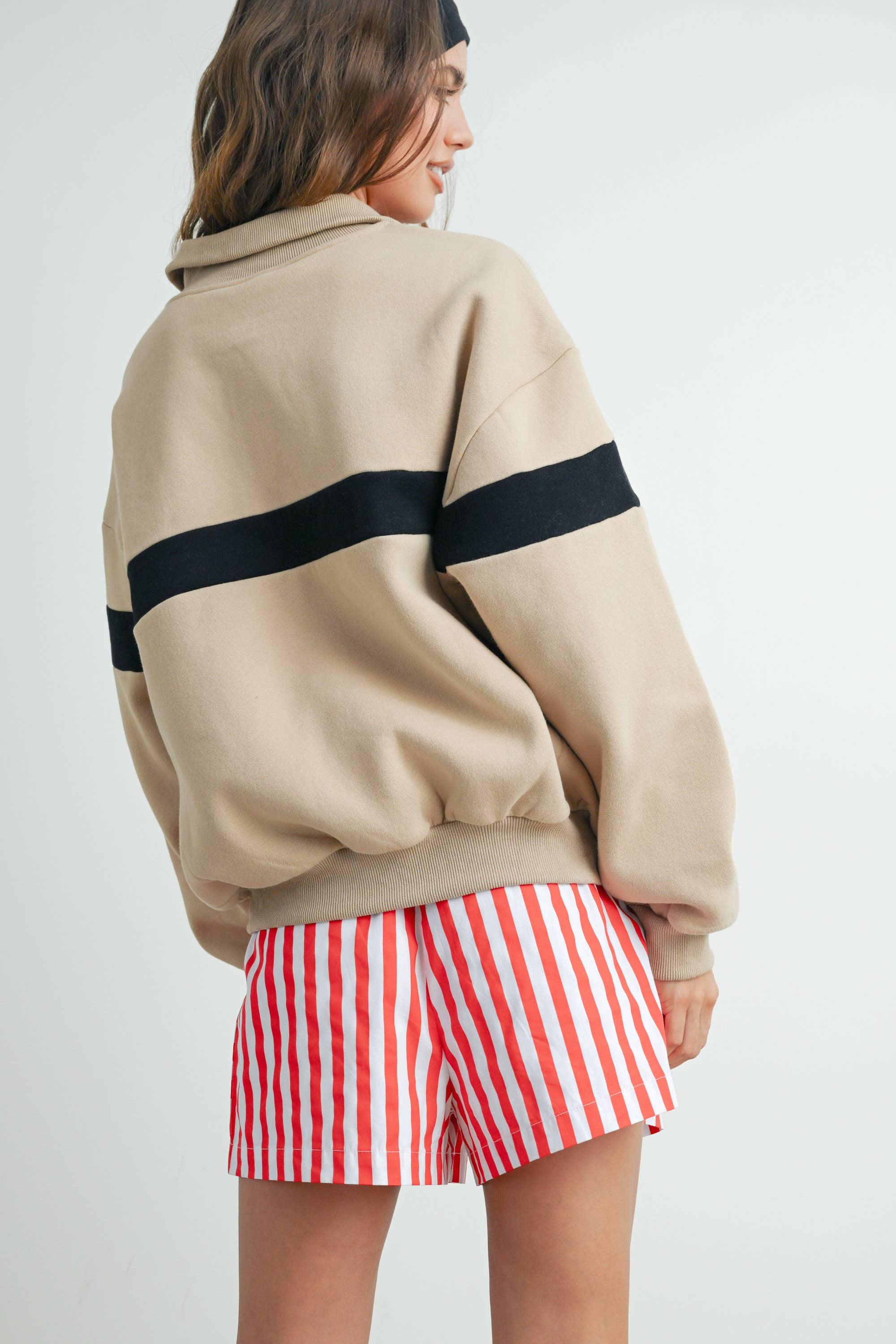 BUTTERMELON - Wholesale Sweatshirt - Women's - Two-Toned Half Zip Collar Sweatshirt - BMT753576