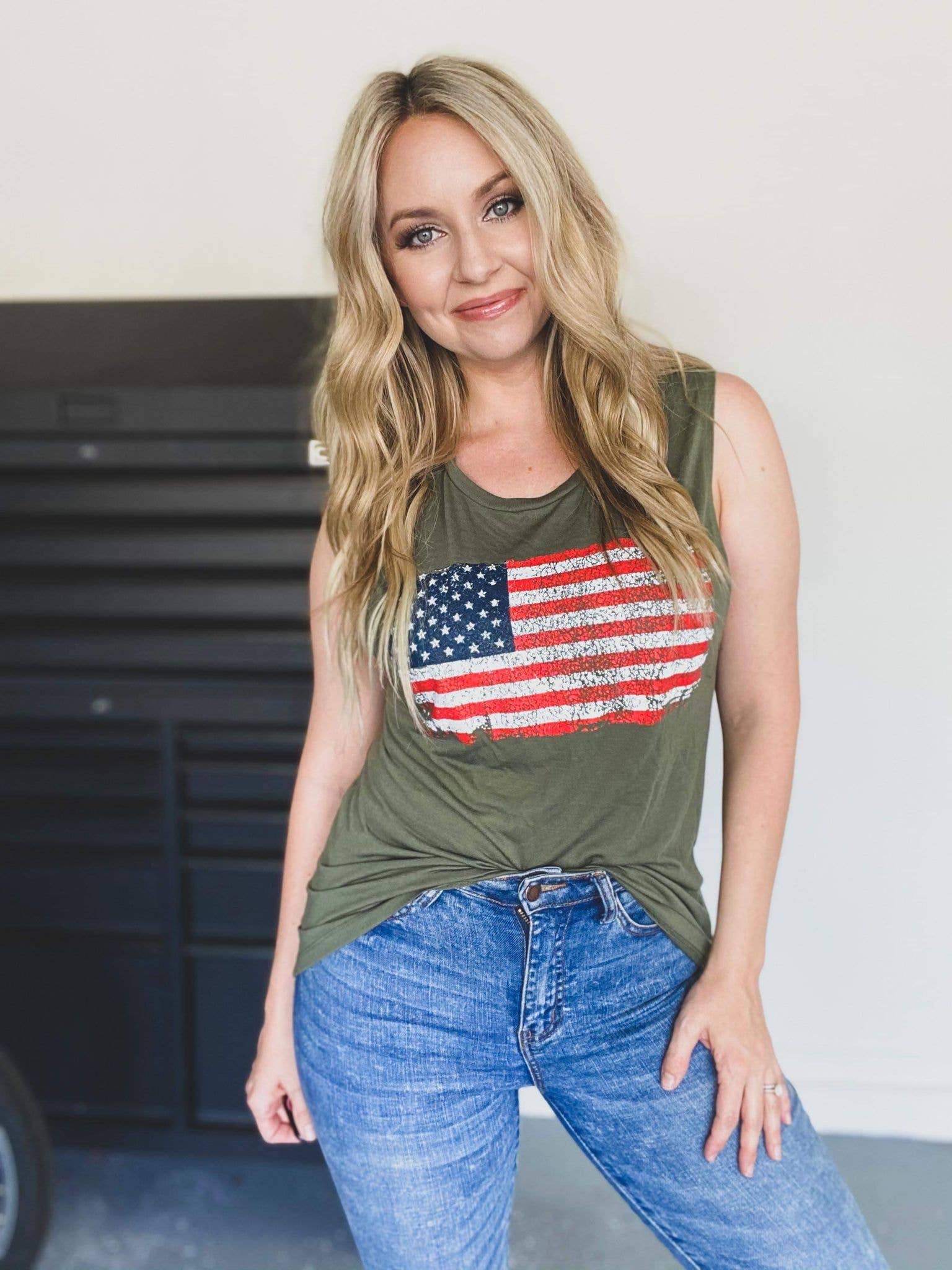 Self Made Life Co - Wholesale Tank Top - Women's - Vintage American Flag Tank