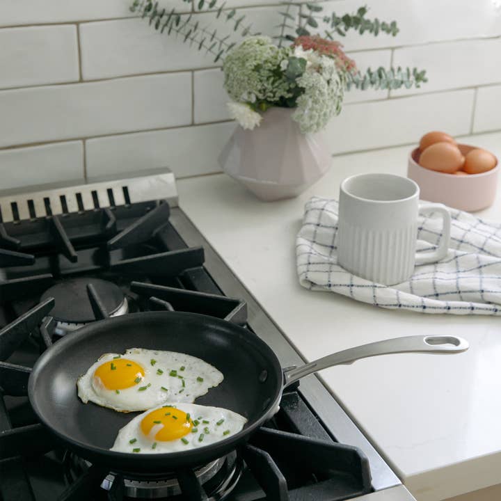 Kitchara - Wholesale Cookware Set - Nonstick Hard-Anodized Cookware Set, 10 Piece7