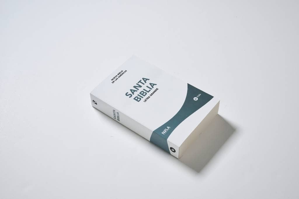 HarperCollins Christian Publishing - Wholesale Religion - NBLA, Santa Biblia, Edición misionera, Letra grande, Tapa r1