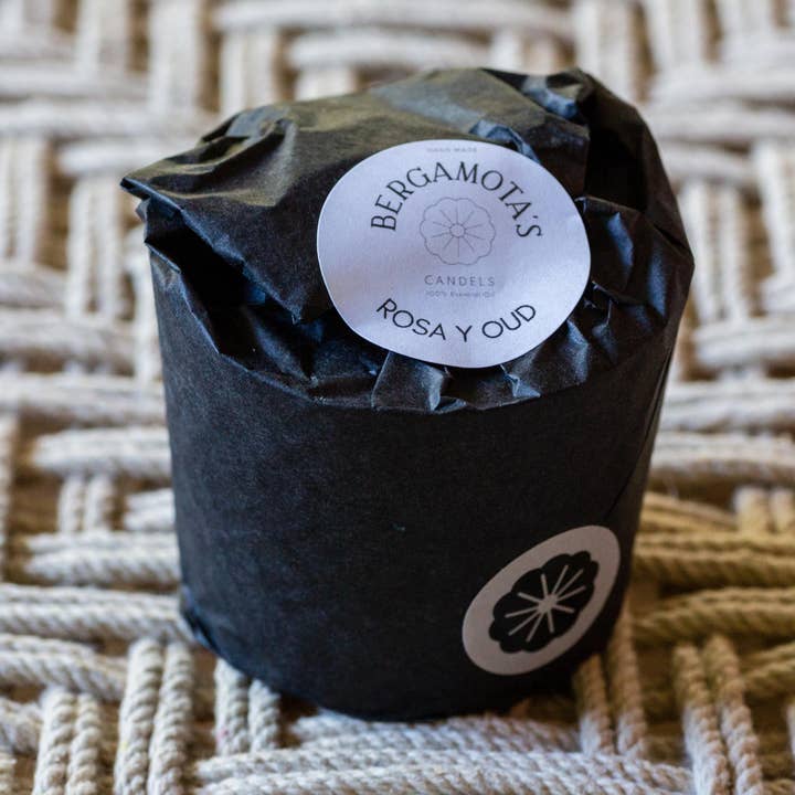 Rose & Oud-kaars. voor wholesale door Bergamotas Candel’s