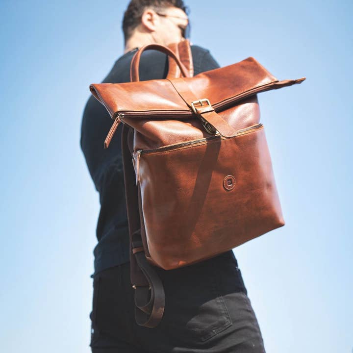 PRIMEHIDE – wholesale Backpack – Unisex – Orion Roll Top Rucksack – 20018