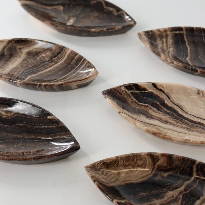 Mi Esperanza Minerals - Wholesale Decorative Plate/Dish/Bowl - Large Chocolate Onyx Leaf Dishes Set of 61