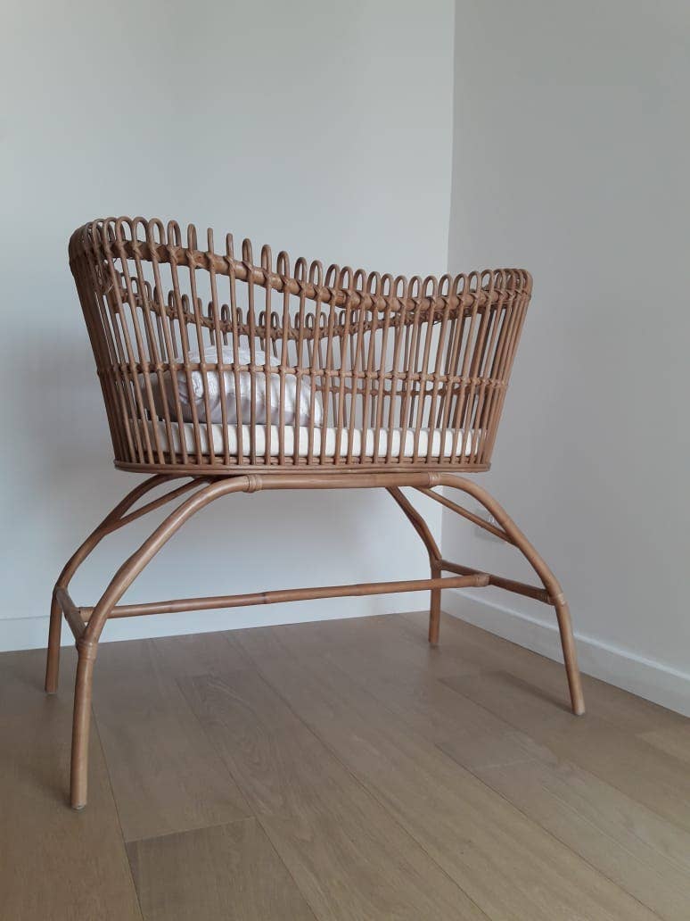 BOIS BLANC HOME LTD - Wholesale Bassinet - Baby - Bassinet With Mattress0