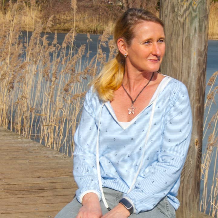 T-shirt "Karen" pour la vente par Kuehle Design