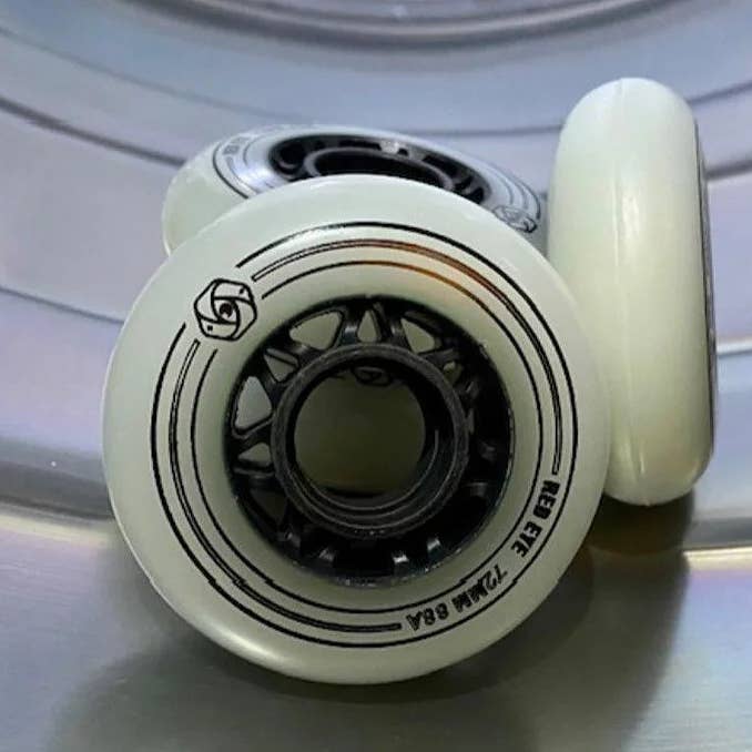 Rodas Team Wheel 72mm 88a Red Eye por atacado de KALTIK