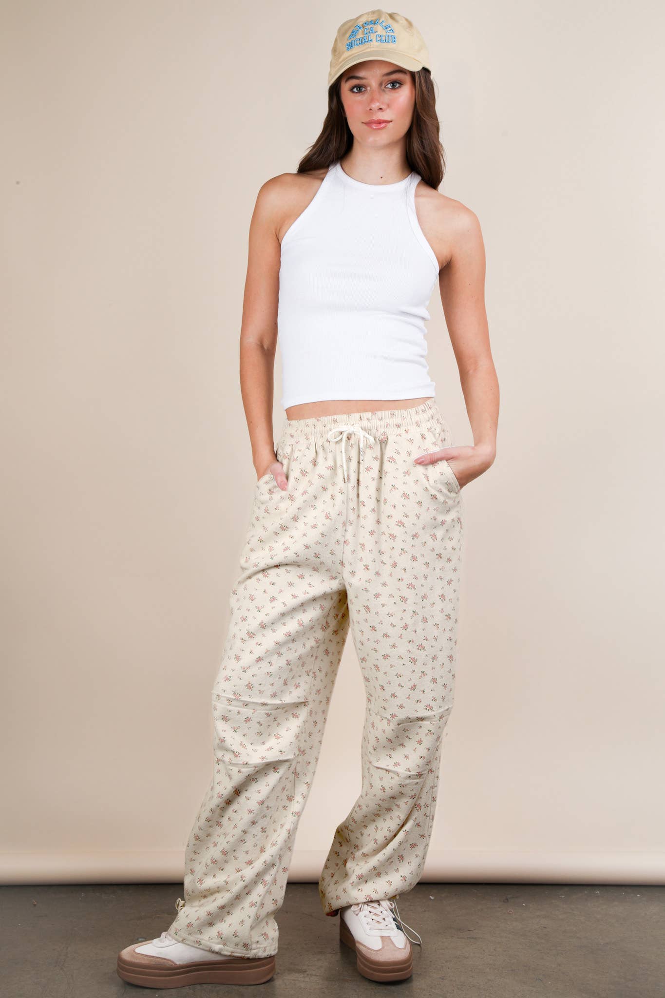 VERY J - Wholesale Pants - Women's - NP70723-Floral Printed Linen Parachute Pants15