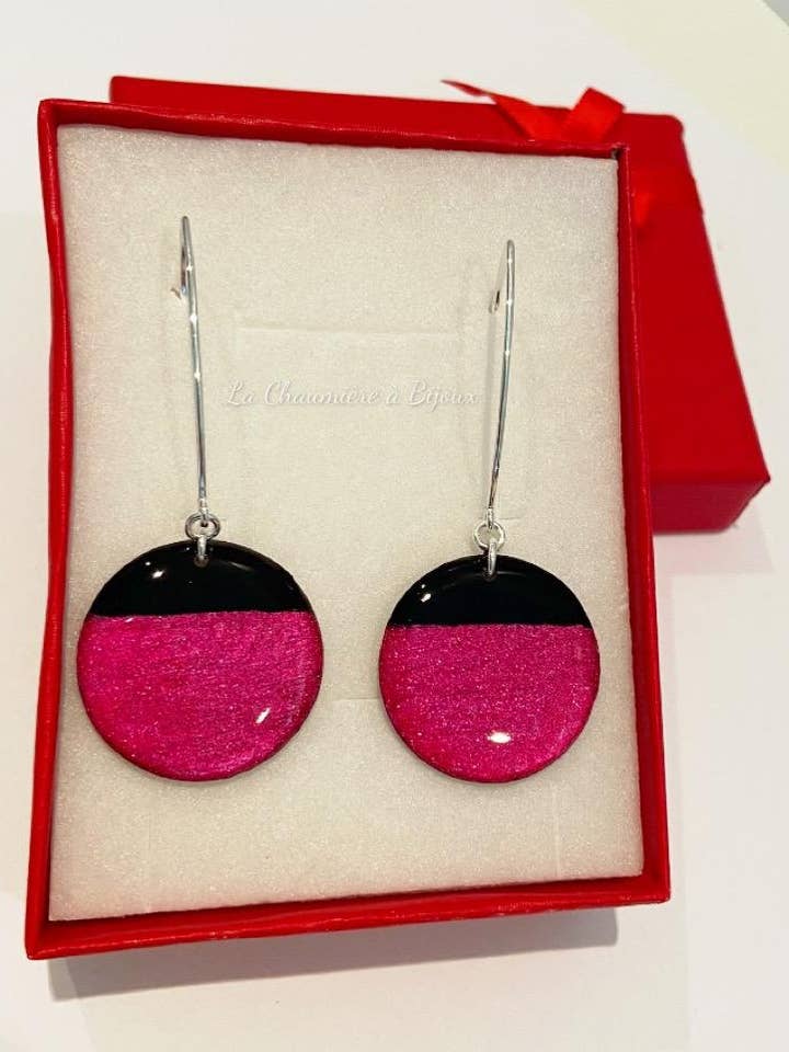 Boucles d'oreilles bicolores - Framboise et noir pour la vente par La Chaumière à Bijoux