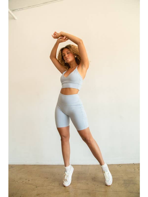 otos active - Wholesale Activewear set – Women′s - Fall Activewear Biker Short Set6