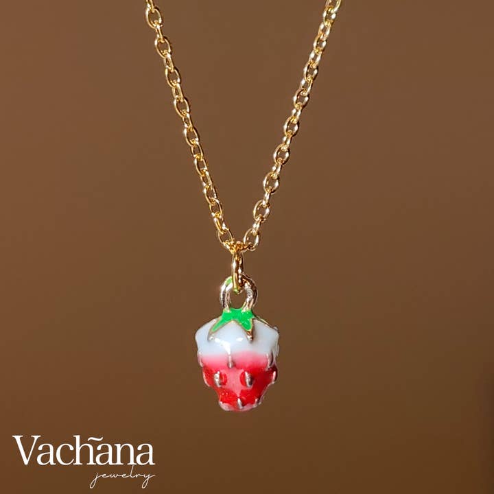 Collana Kawaii Strawberry - Placcata in oro 18 carati per la vendita all'ingrosso da parte di Vachana