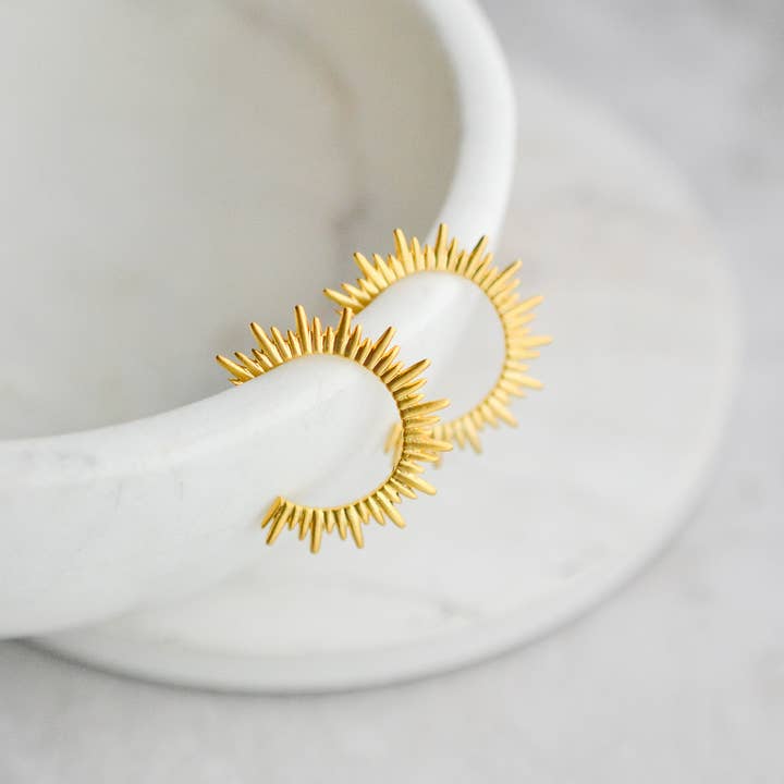 Sosie Designs - Wholesale Link & Chain Bracelet - Gold Sunburst Hoop Stud Earrings