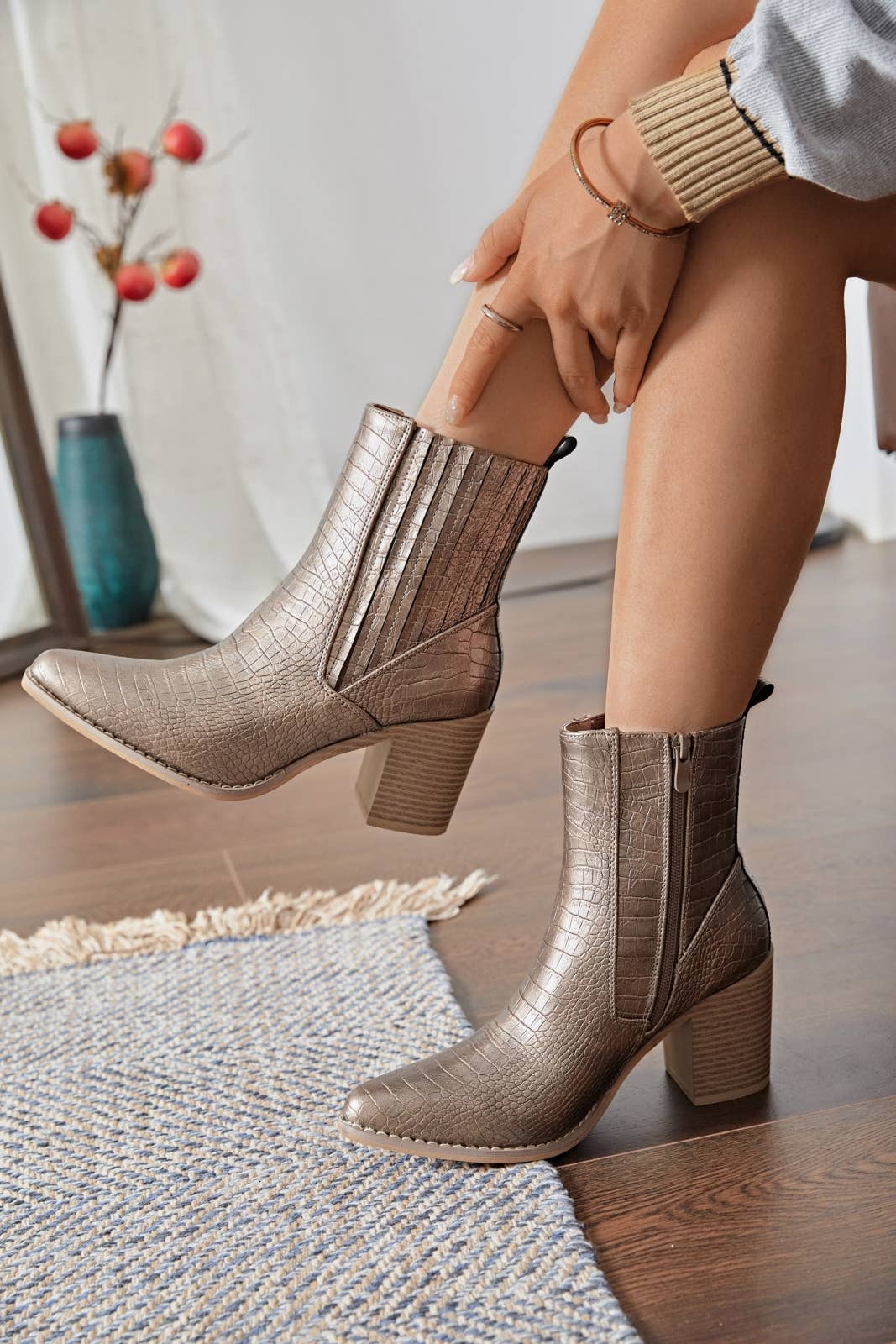ERYNN - Wholesale Booties - Women's - HEELED ANKLE BOOTS - RUSSELL15