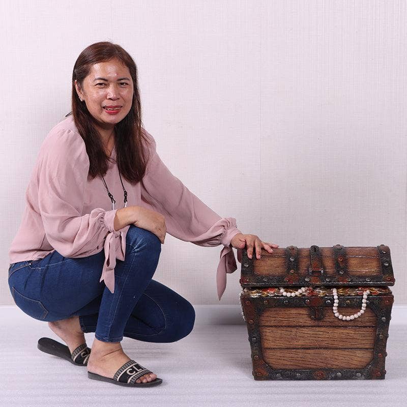 LM Treasures - Wholesale Decorative Box - Small Pirate Treasure Chest Statue2