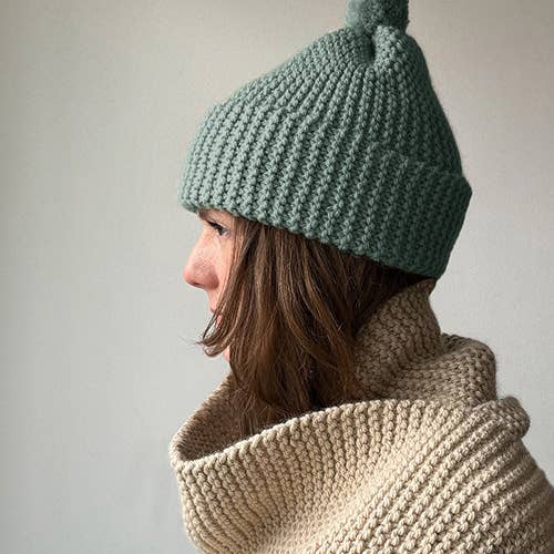 Project Weekend - Wholesale DIY Craft Kit - DIY LEARN TO KNIT CRAFT KIT: CLASSIC POM BEANIE11