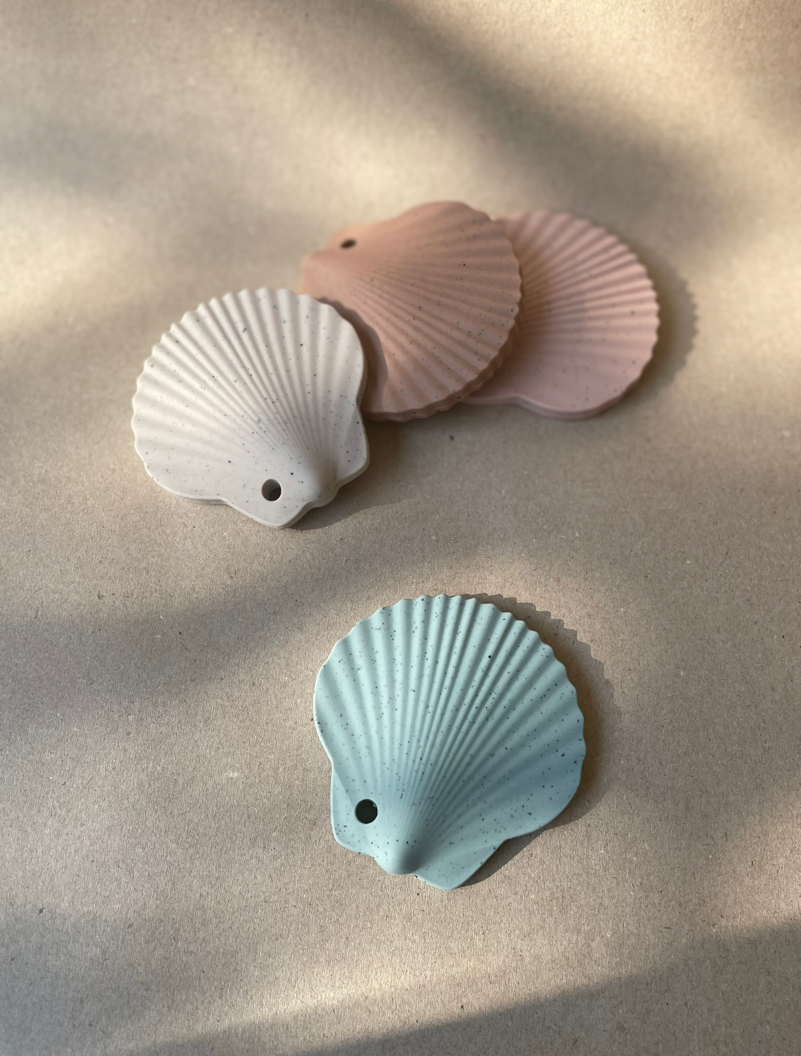 leo et lea france - Wholesale Teether (Not Clip-On) - Baby - Shell Teether, Silicone, leo et lea, Montessori2