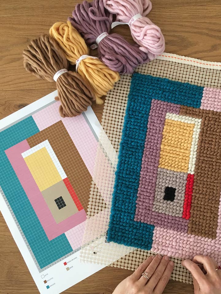 ON THE WAY - Embrodery Kit - Petit Point for wholesale by BettaKnit