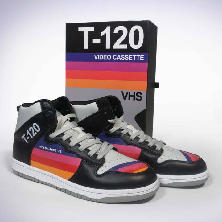 MoonLambo VHS T-120 édition classique collector pour la vente par MoonLambo