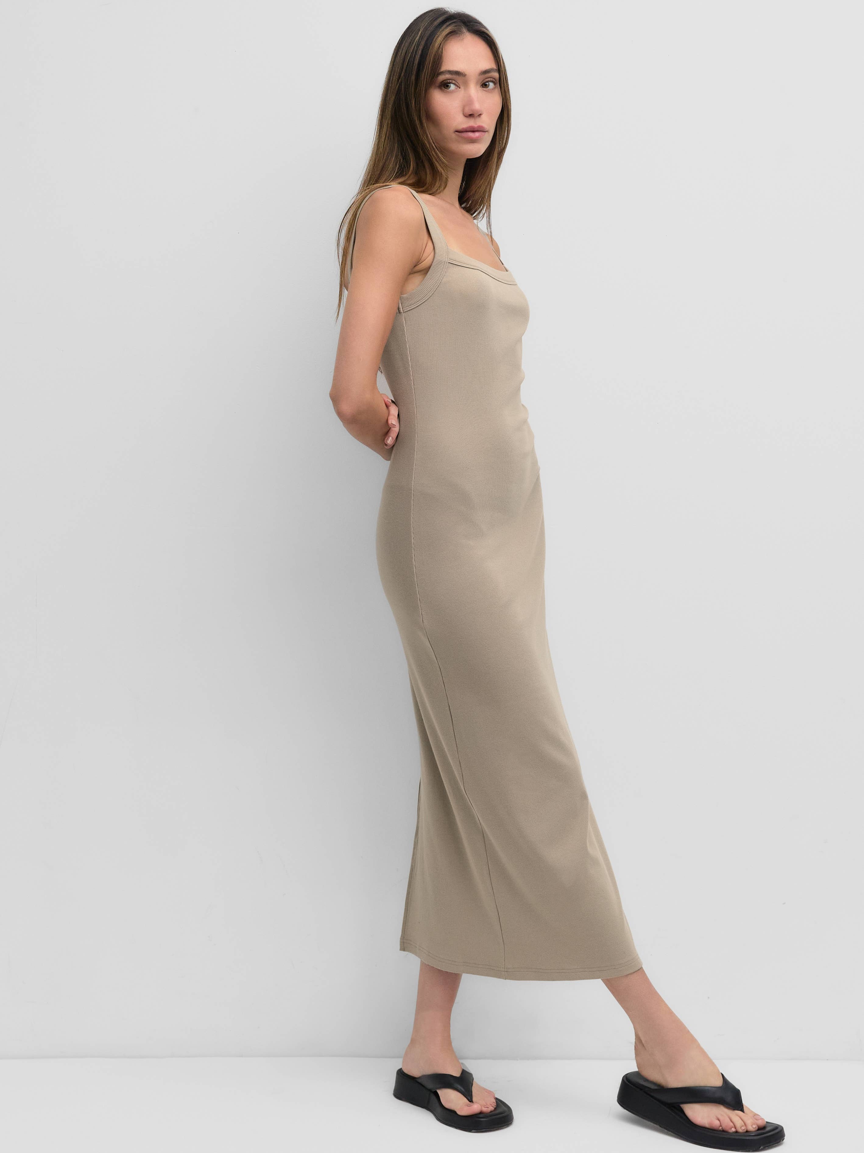 MOD REF - Vendita all'ingrosso Vestito - Donna - Abito The Marlow | Abito aderente a costine2