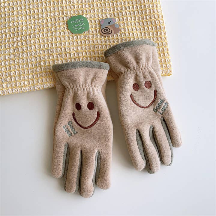 Tourtiwi - Wholesale Gloves - Kids - Winter children's cartoon smiling cute warm gloves1