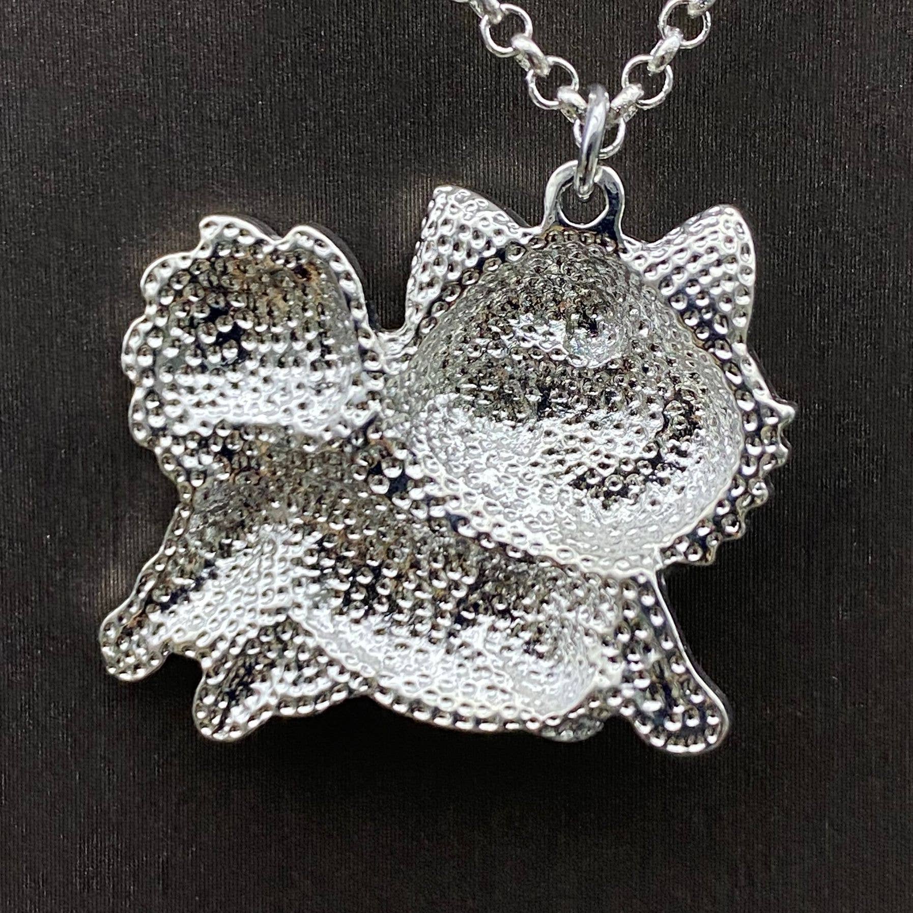 Mio Queena - Wholesale Pendant/Charm Necklace - Enamel White Dog Pomeranian Charm Necklace3