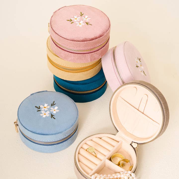 The Darling Effect - Wholesale Jewelry Box/Organizer - Round Velvet Jewelry Case-Floral Rose